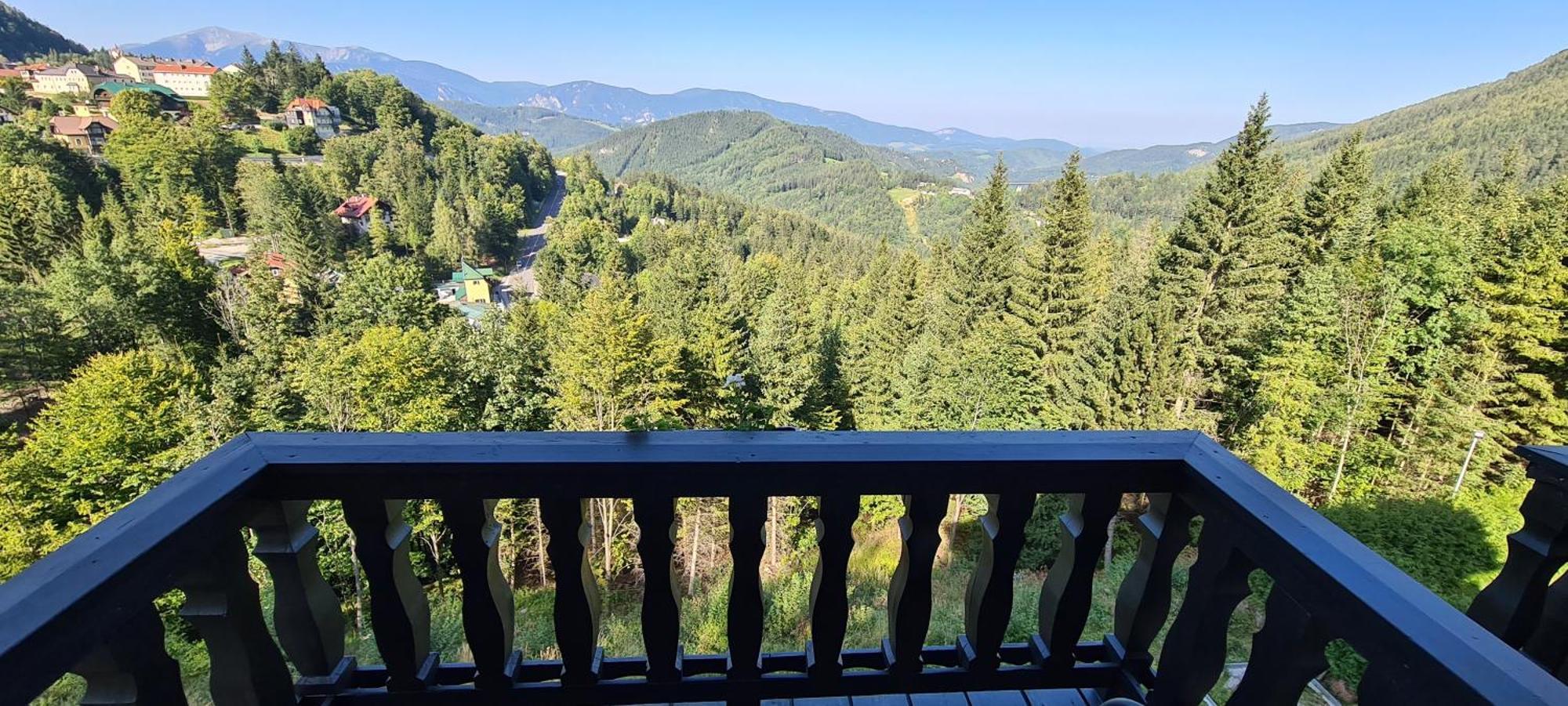 Kurhotel Renona Rehabilitation Semmering Bagian luar foto